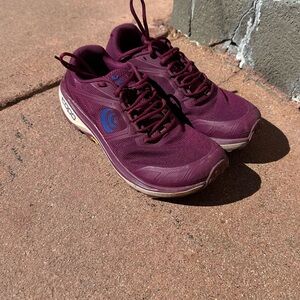 Terraventure 4 Trail-Running Shoes - Women’s 8